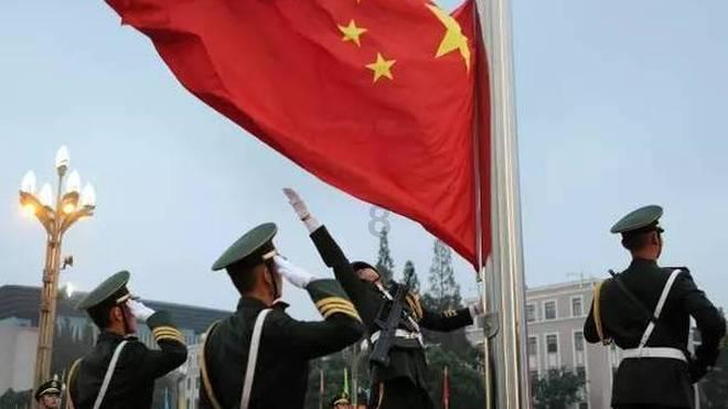 僵尸吃怪物